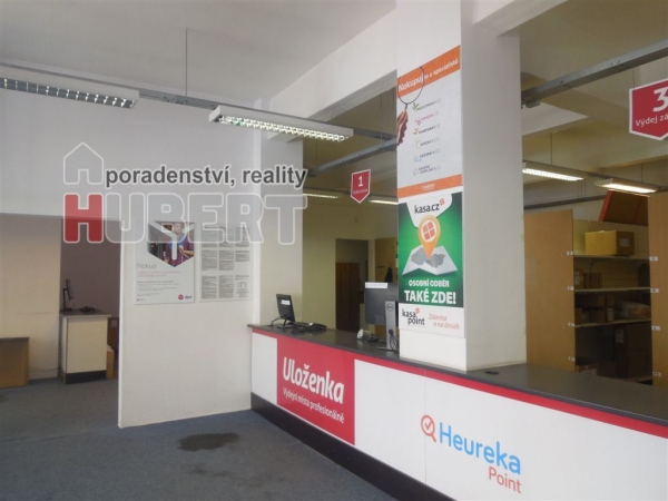 Pronájem: komerční prostory pro služby (130m2) - v centru Zlína